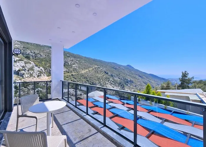 İslamlar 2 Bedroom Secluded With Private Pool Hot Tub فيلة *