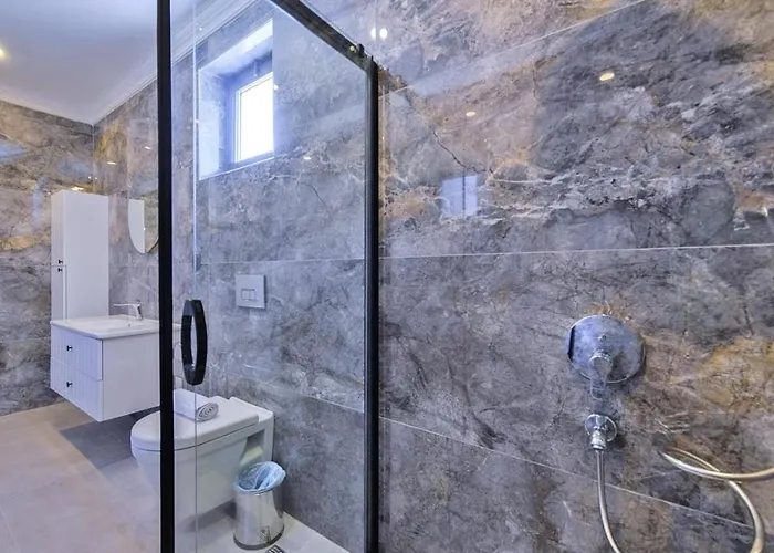 فيلة İslamlar 2 Bedroom Secluded With Private Pool Hot Tub