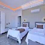 İslamlar 2 Bedroom Secluded With Private Pool Hot Tub *
